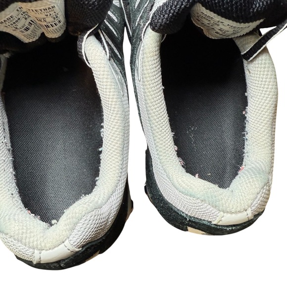 Nike Shox Vintage Y2K R4 313809-109 Silver Black Running Shoe Men\'s Size 9 2007